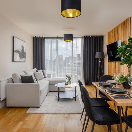 Premium Apartment - Allocated Parking - Great Location Plymouth Exteriör bild