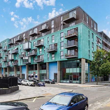 Premium Apartment - Allocated Parking - Great Location Plymouth Exteriör bild