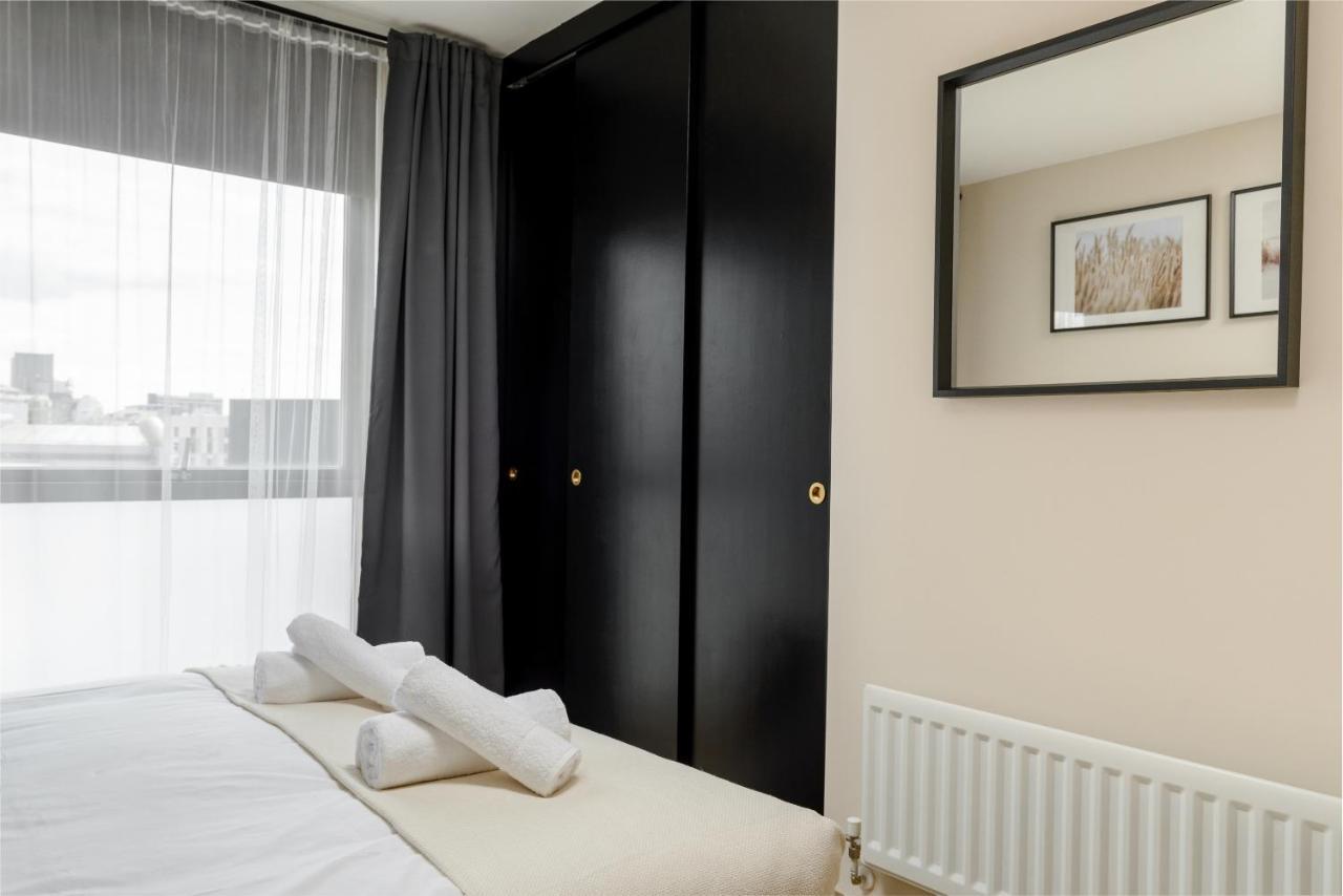 Premium Apartment - Allocated Parking - Great Location Plymouth Exteriör bild
