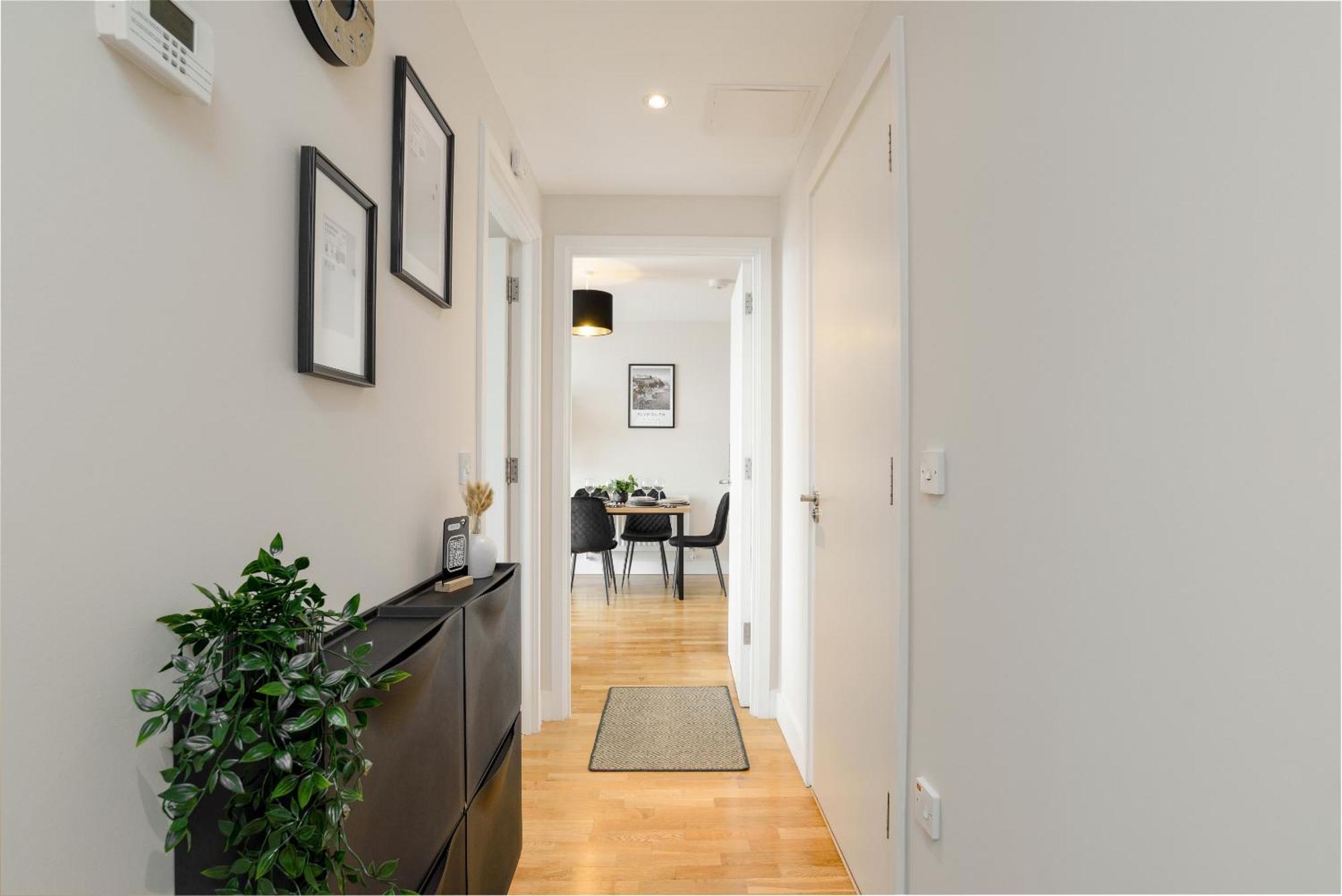 Premium Apartment - Allocated Parking - Great Location Plymouth Exteriör bild